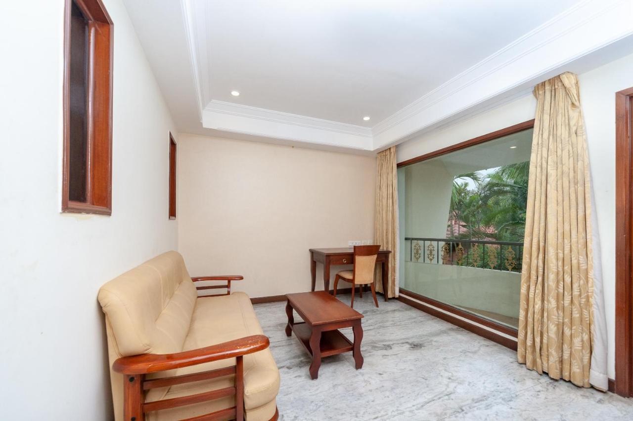 Capital O 6229 Ilara Hotels And Resorts Siruseri Экстерьер фото