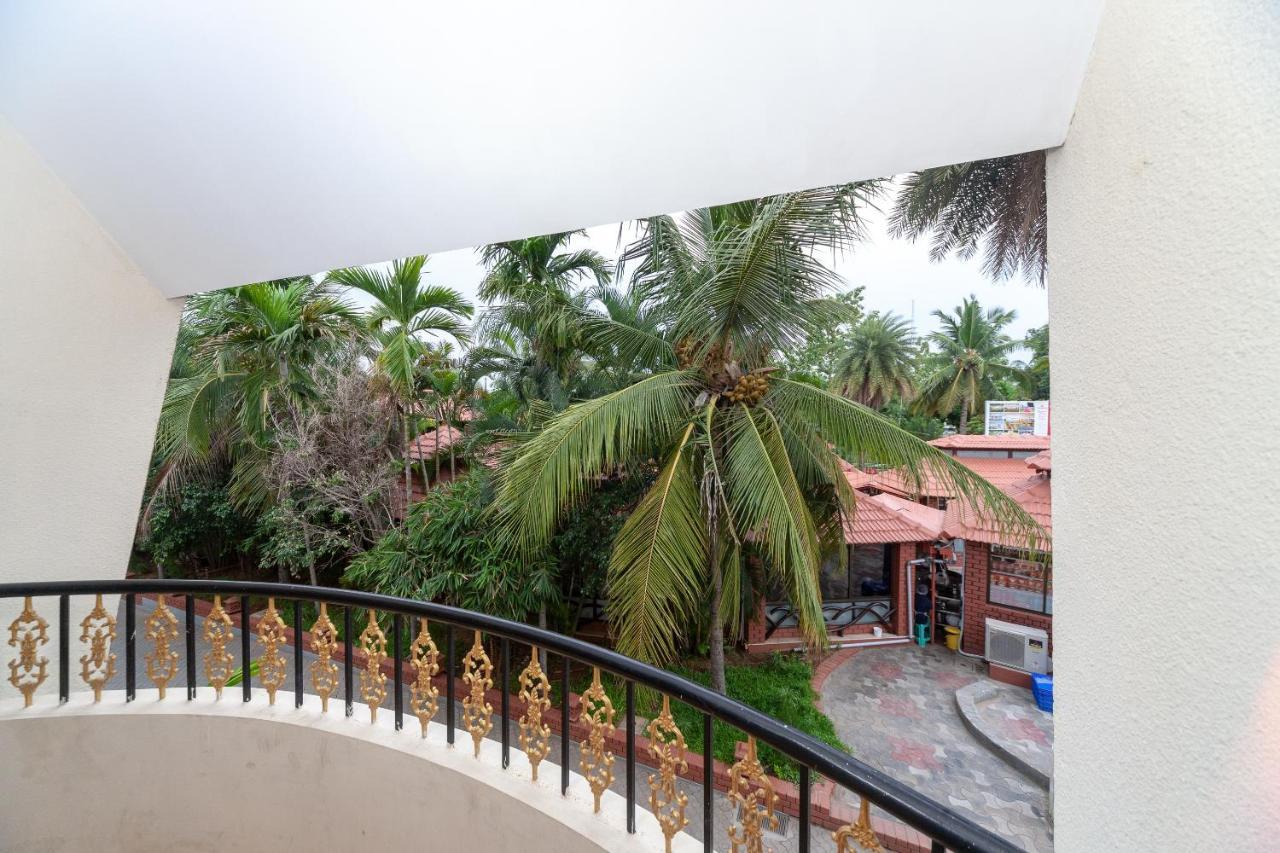 Capital O 6229 Ilara Hotels And Resorts Siruseri Экстерьер фото