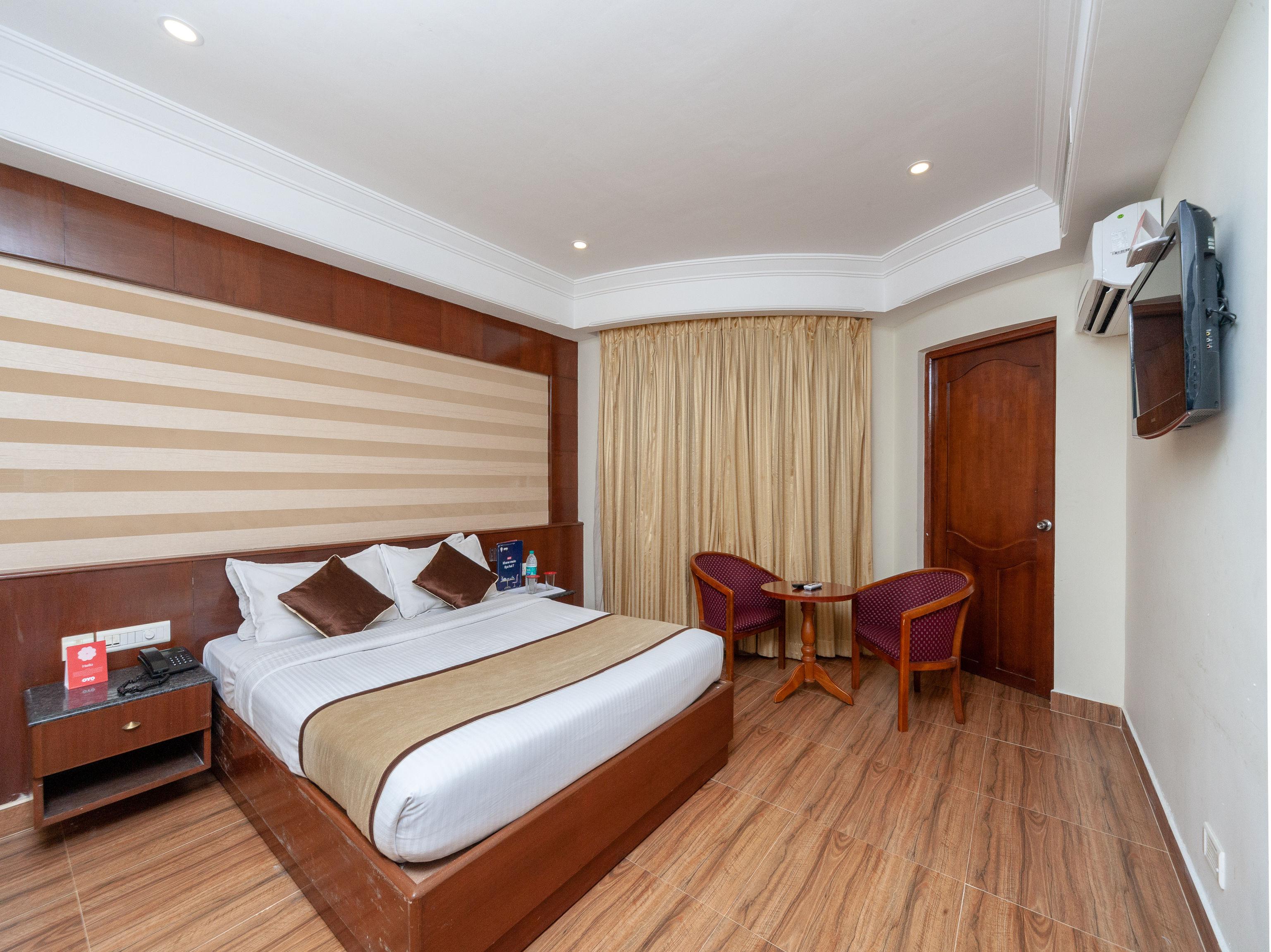 Capital O 6229 Ilara Hotels And Resorts Siruseri Экстерьер фото